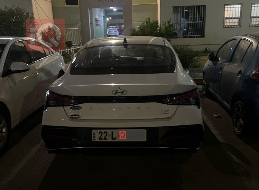 هیوندای ئەلەنترا